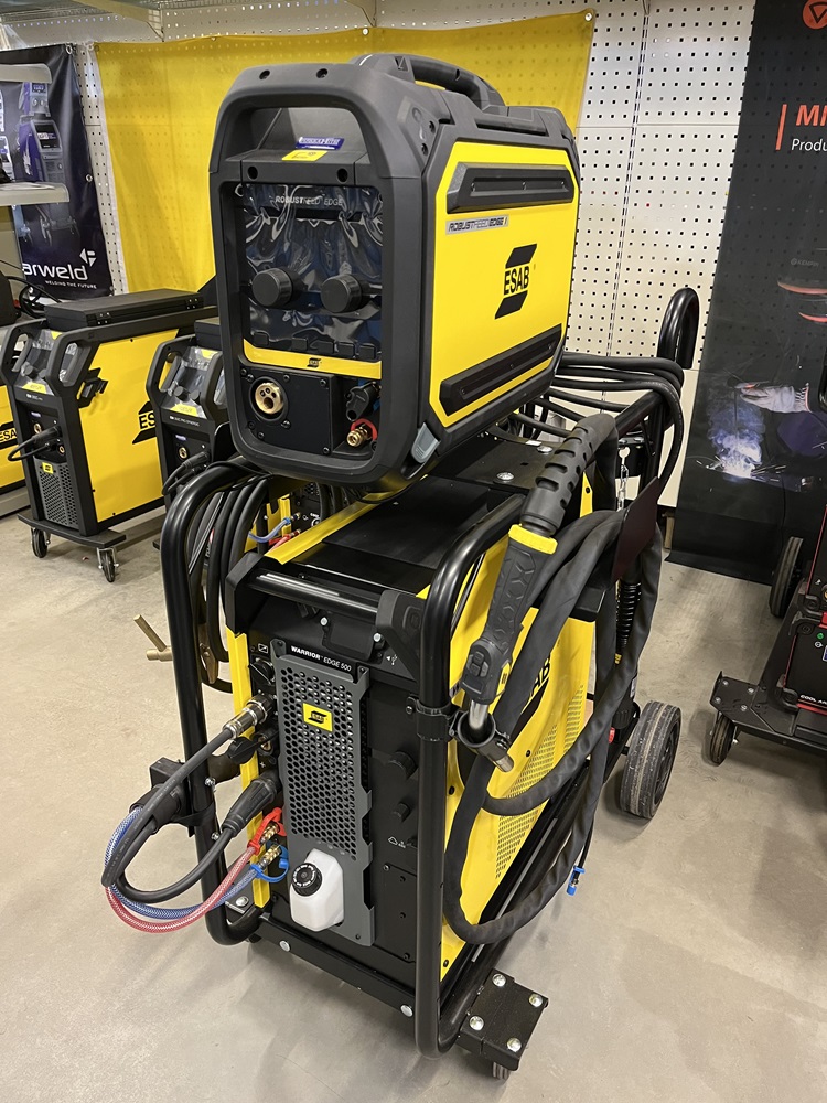 ESAB Warrior Edge 500 DX-CX KONEPAKETTI
