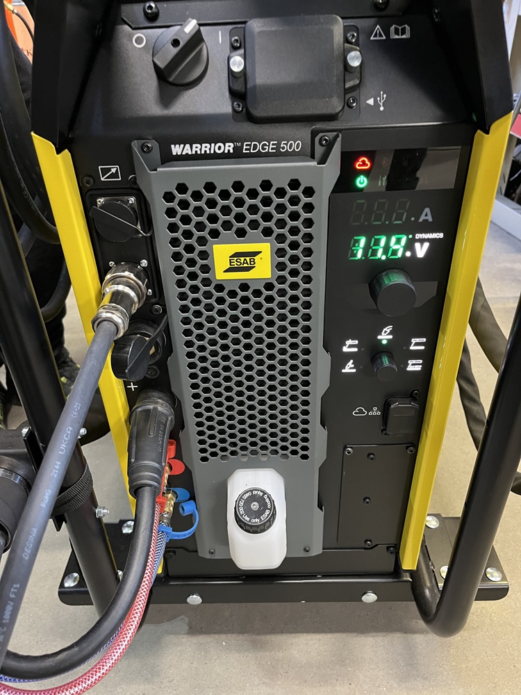 ESAB Warrior Edge 500 DX-CX KONEPAKETTI