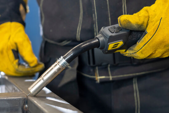 ESAB Rustler EM 350C PRO Synergic PULSE