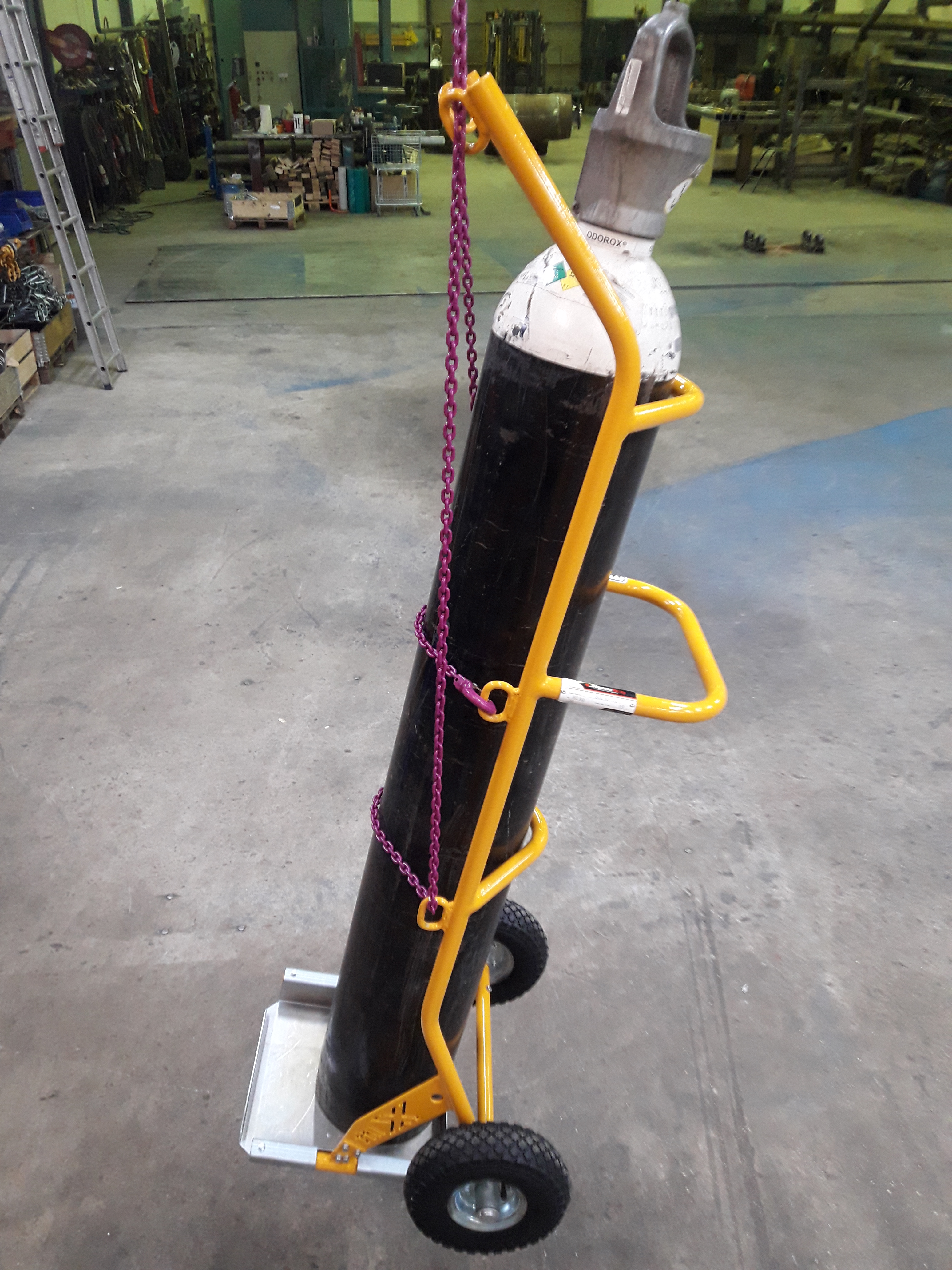 KAASUPULLON SIIRTO / NOSTOAPUVÄLINE 20/40/50L