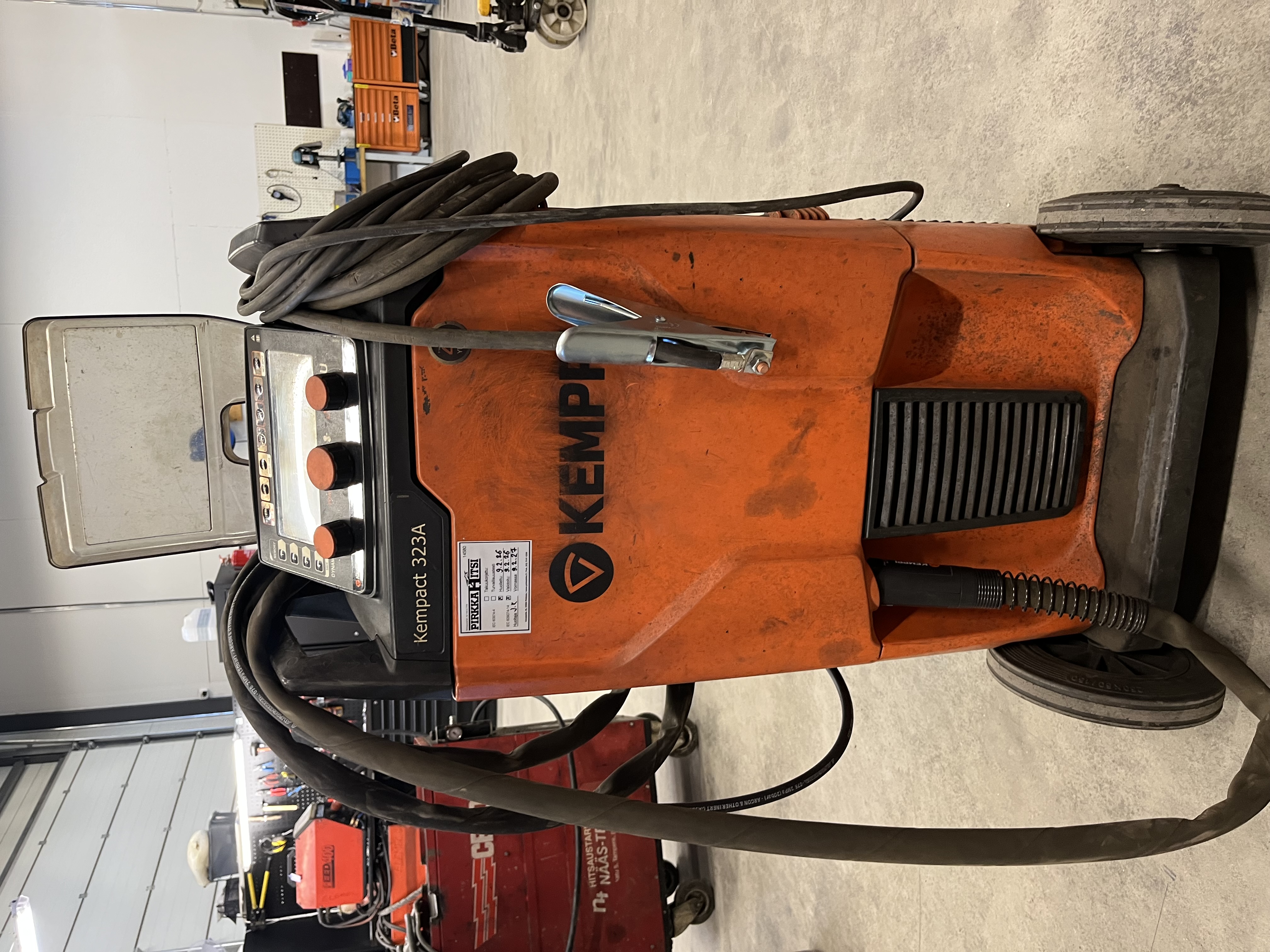Kemppi Kempact 323A sis.poltin ,maad.kaapeli